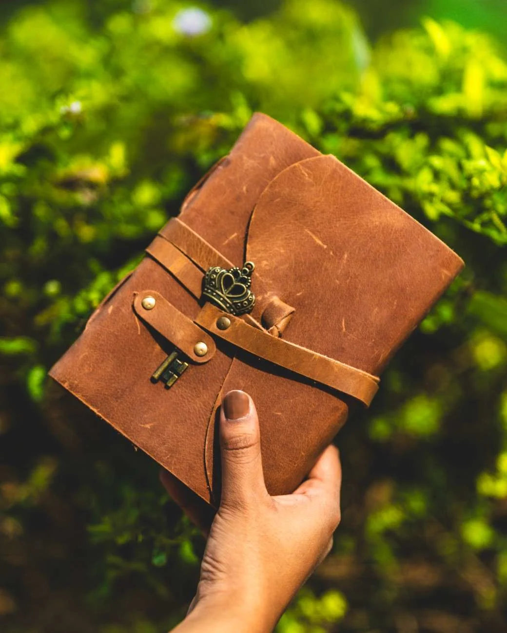The Sentinel Key Leather Journal | Antique Lock & Deckle Edge Paper